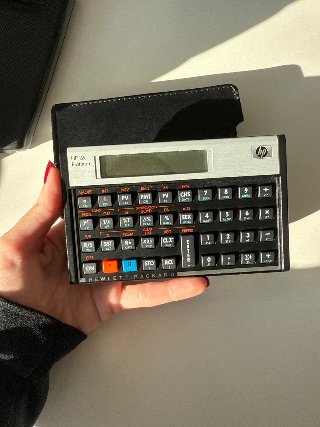 HP 12c Platinum Financial Calculator image indicator(2)