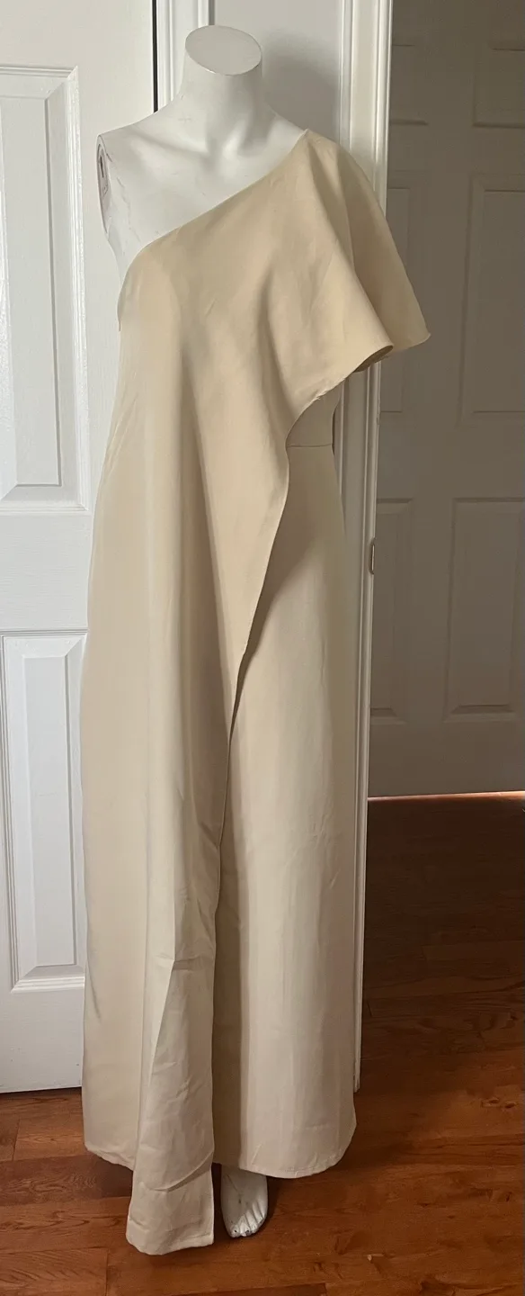 Party Prom stylesh jumpsuit - Size 14 image indicator(6)