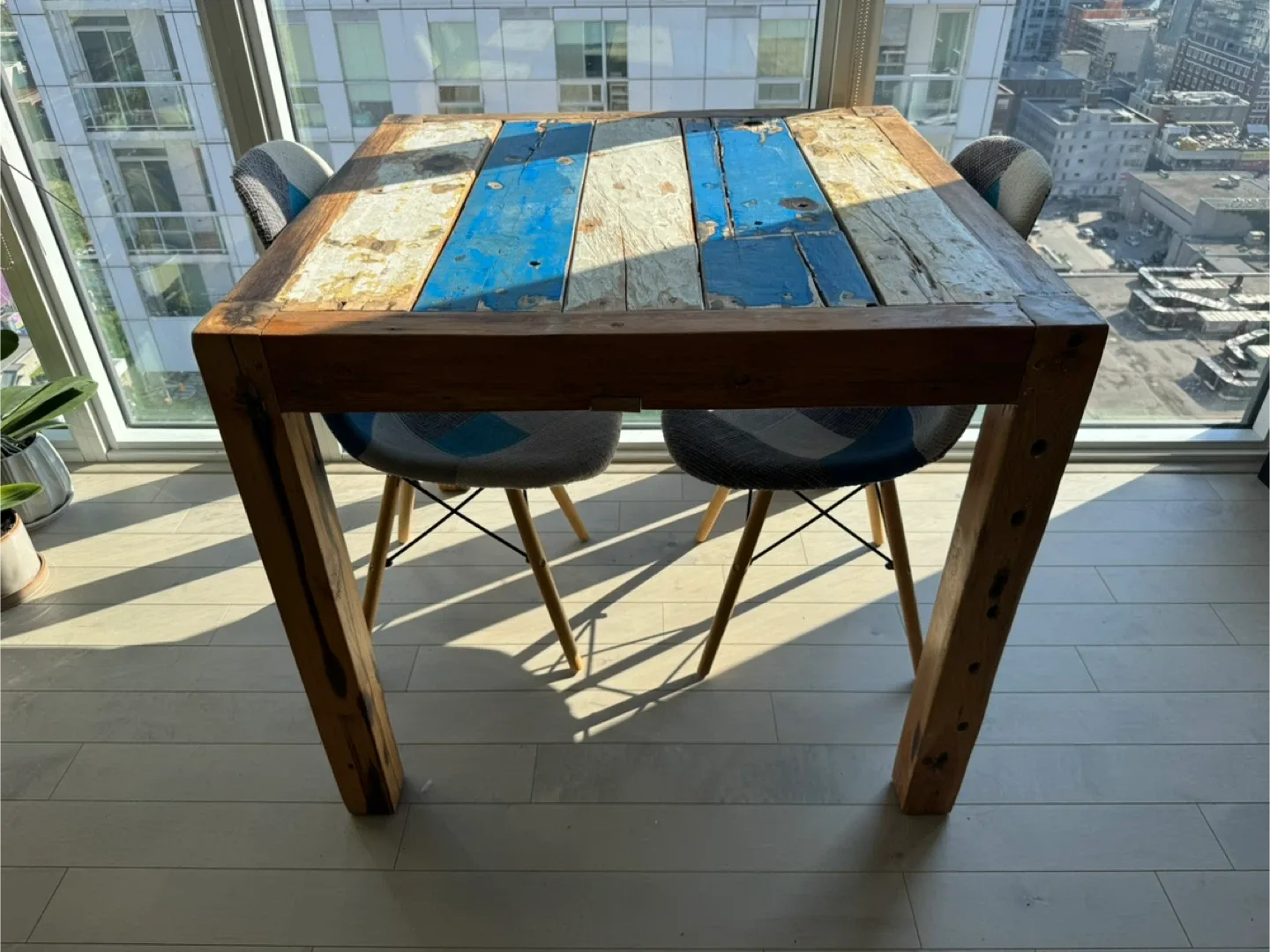 Reclaimed wood Dining table - one of a kind thumbnail