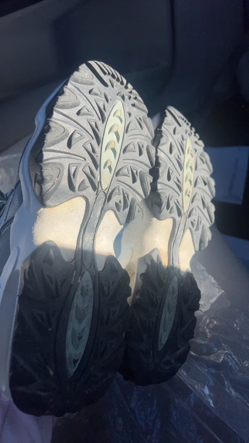 Zanzara Safety Shoes - Size 10 image indicator(2)