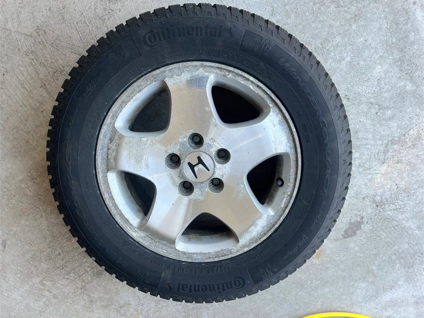 Continental Winter Tires - Set of 4 image indicator(5)