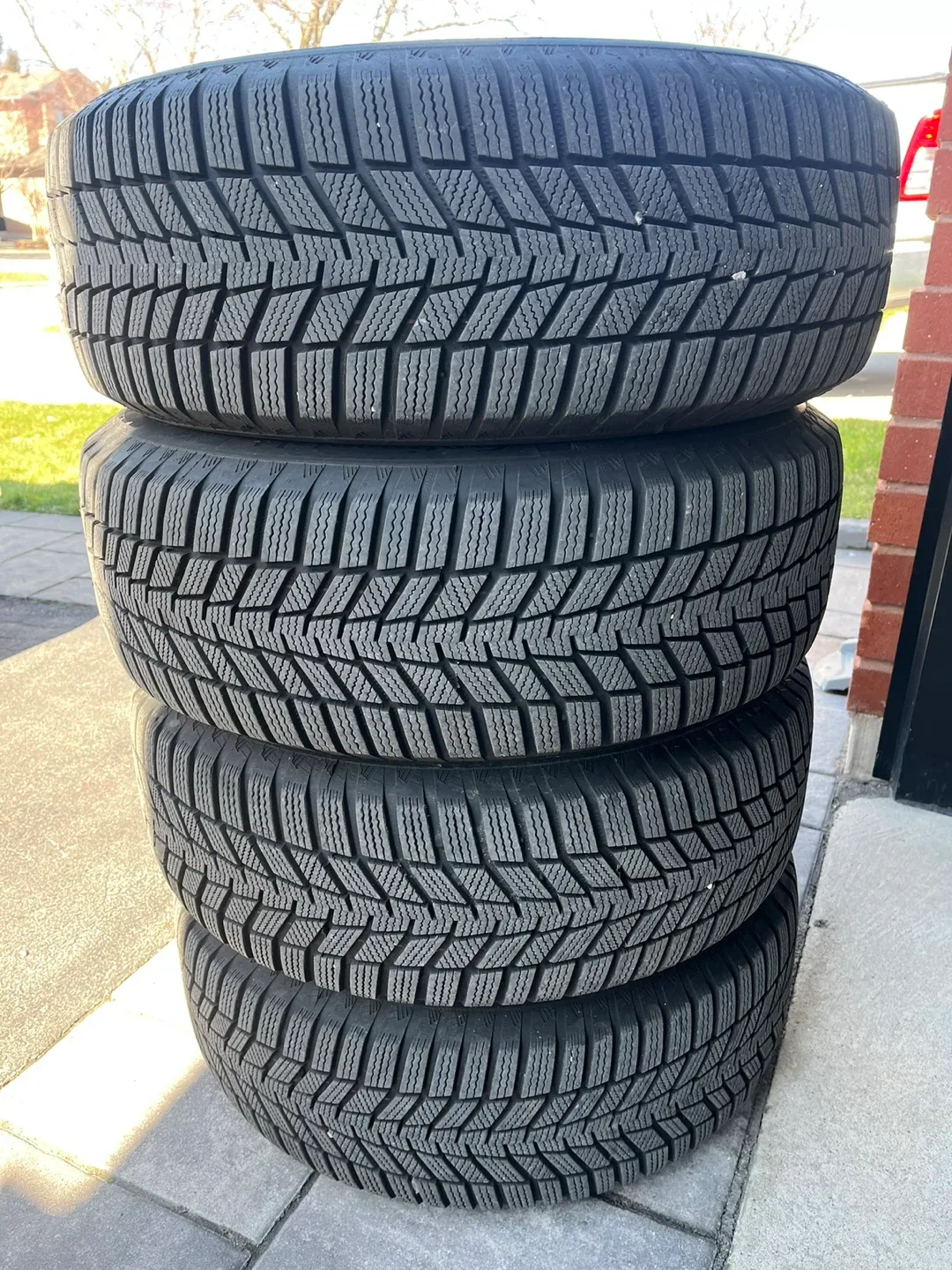 Continental Winter Tires - Set of 4 image indicator(2)