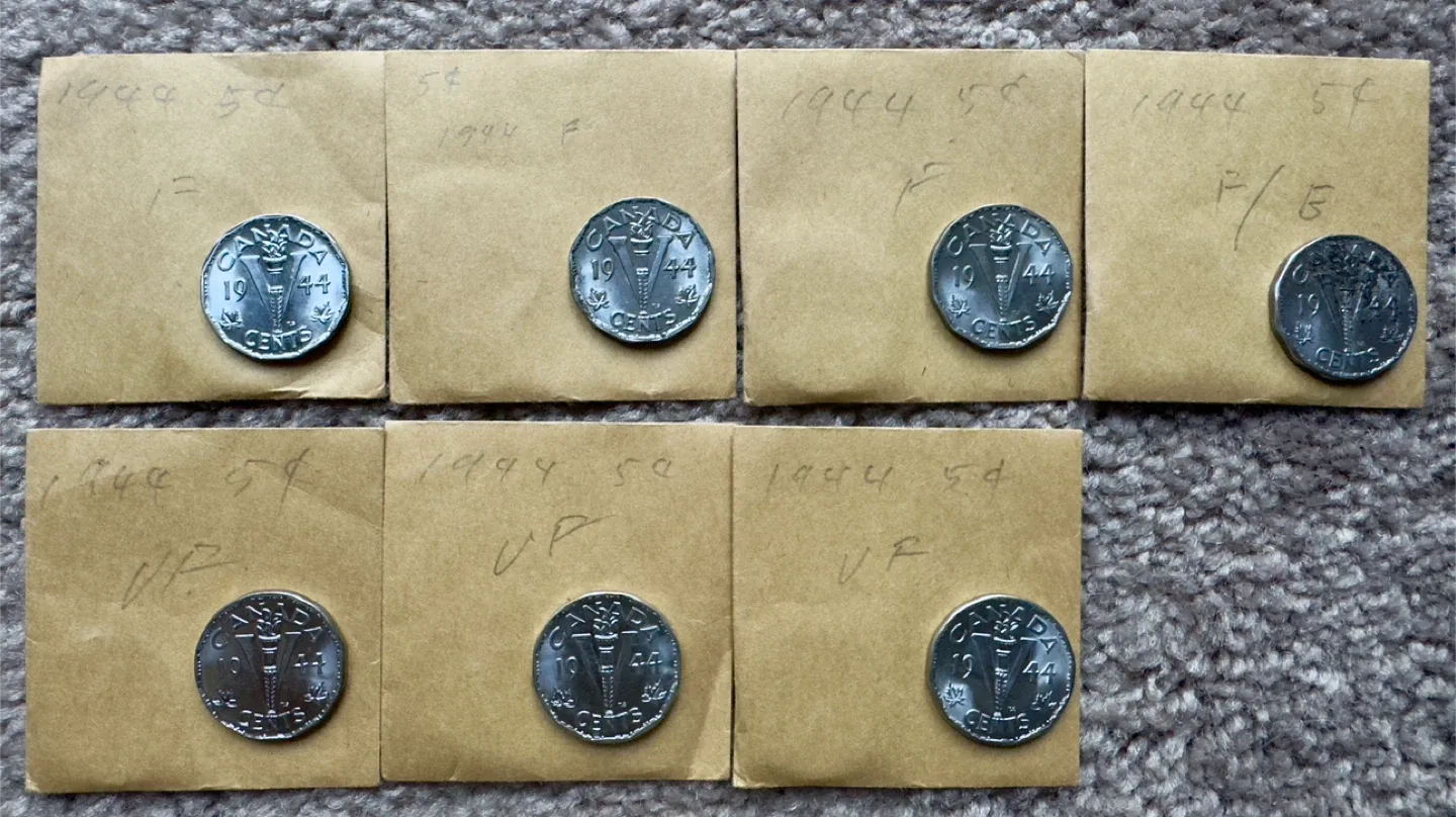 Vintage 1944-1945 Canadian 5 Cent Coins image indicator(2)