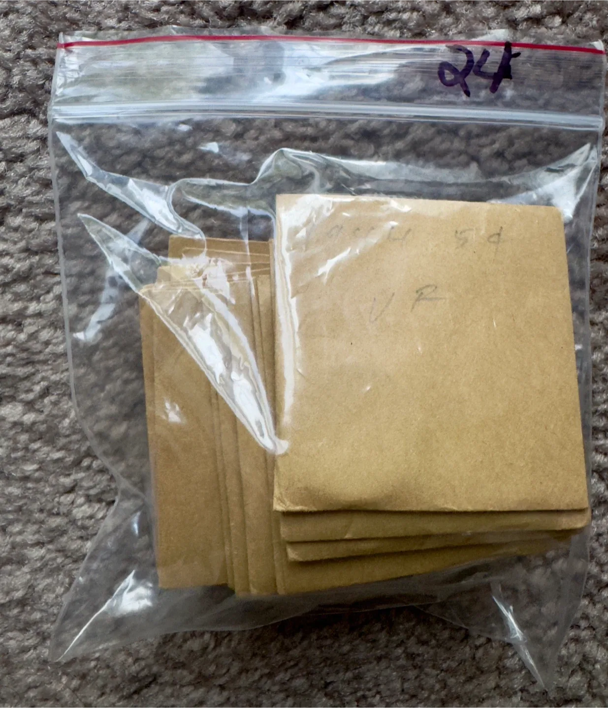 Vintage 1944-1945 Canadian 5 Cent Coins image indicator(7)