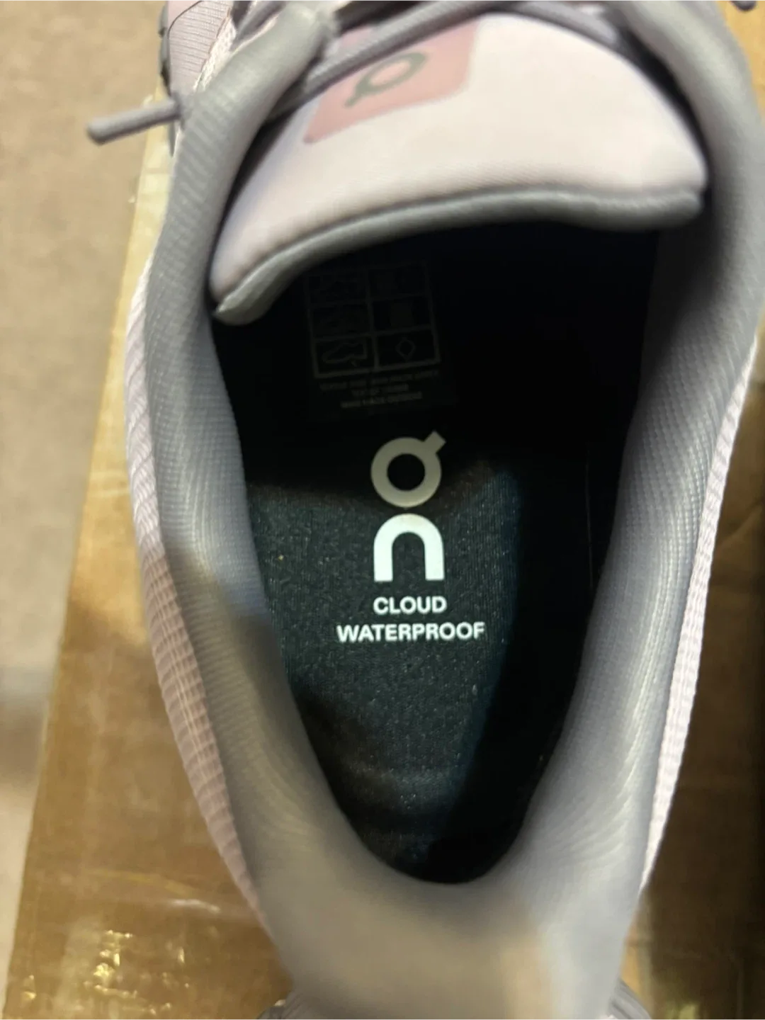 On Cloud Waterproof Women's Trail Running Shoes image indicator(3)