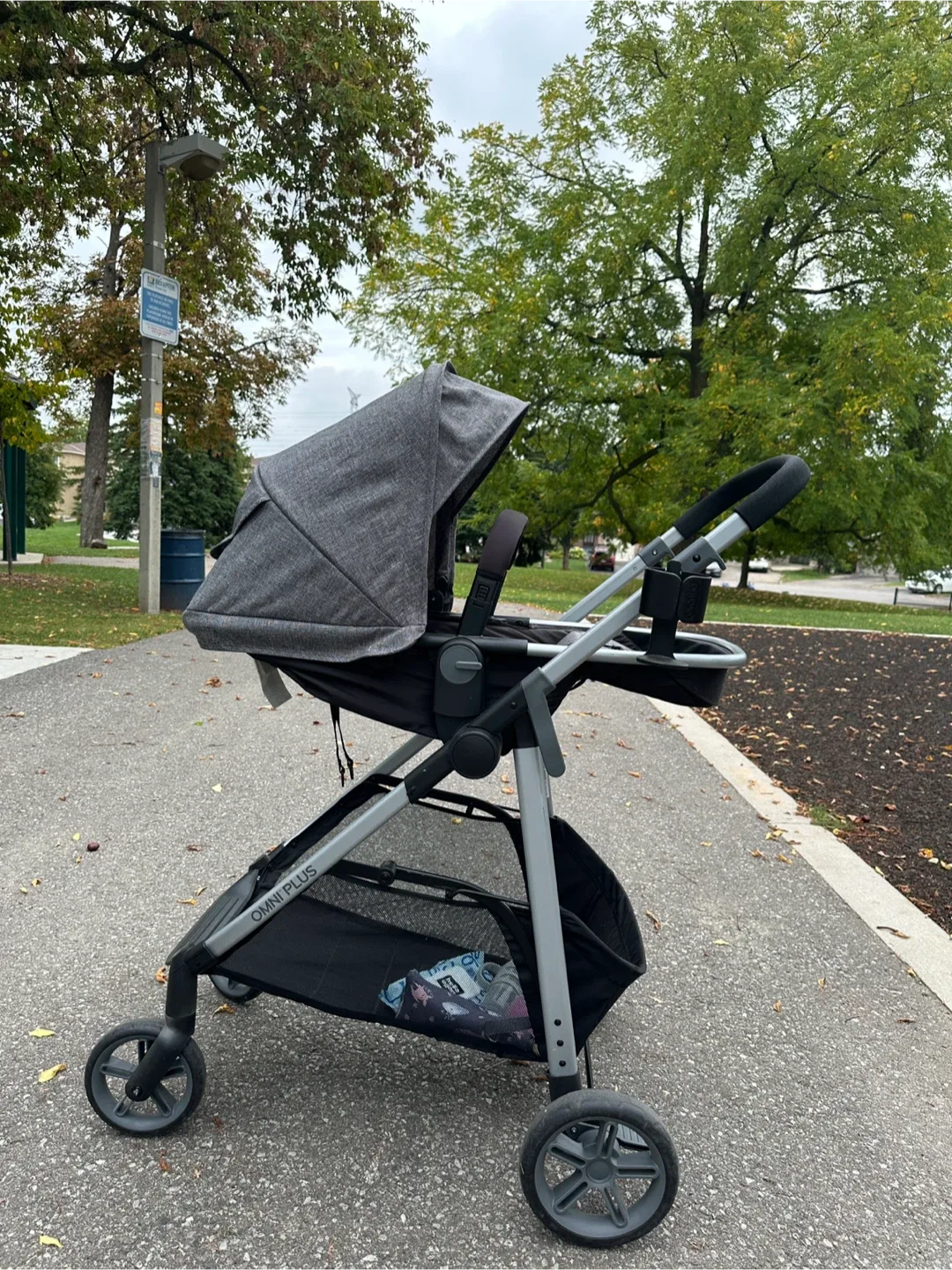 Evenflo Omni Plus Stroller - Grey image indicator(4)