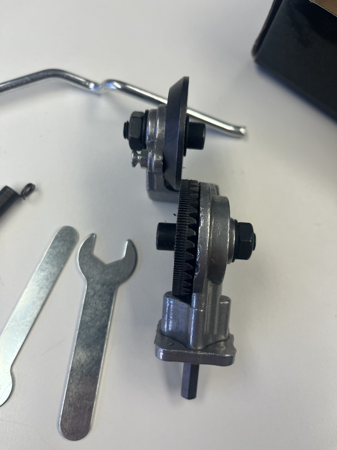 Sewing Machine Roller Hem Presser Foot Set - photo 3