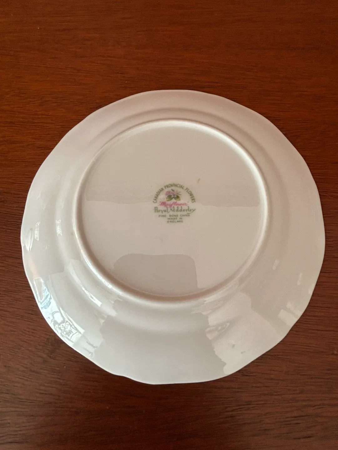 Floral Tea Cup and Saucer Set image indicator(7)