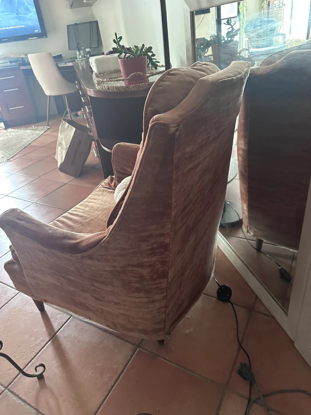 velvet brown arm chair and Pumpkin Pillow - photo 3