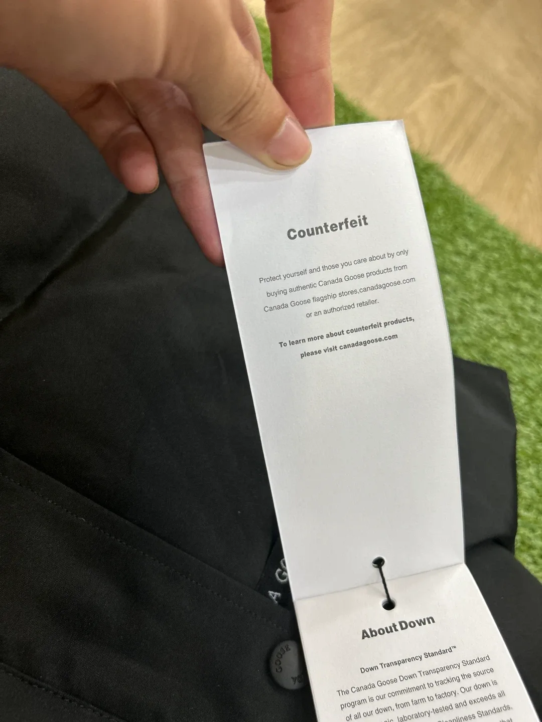 Canada Goose Black Down Vest image indicator(7)