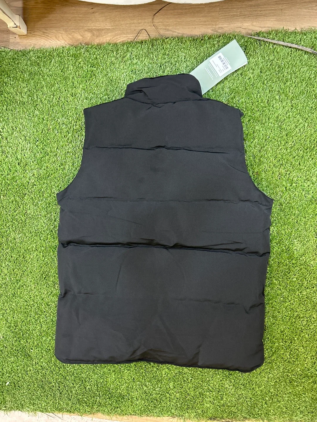 Canada Goose Black Down Vest image indicator(3)
