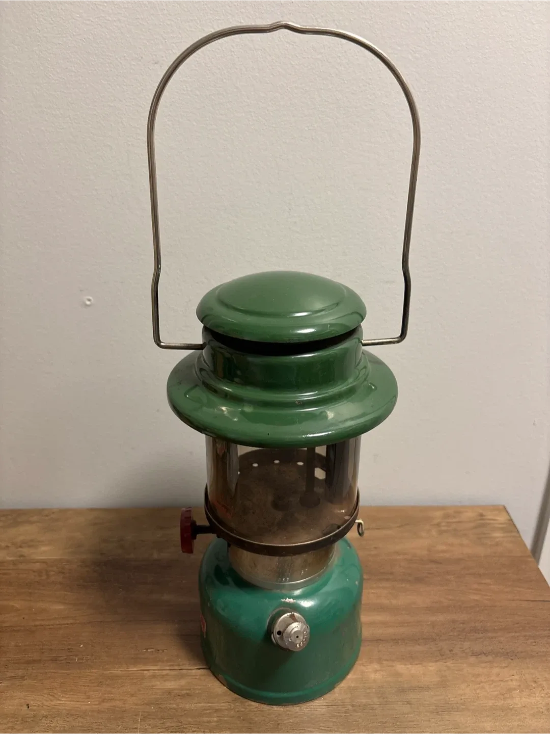 Vintage Coleman Model 335 Green Lantern image indicator(8)
