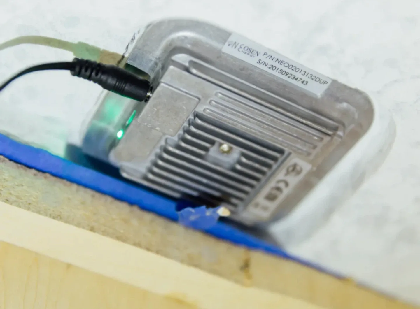 ‼️MOVING SALE‼️ DuPont Corian Charging Surface - NEW image indicator(3)