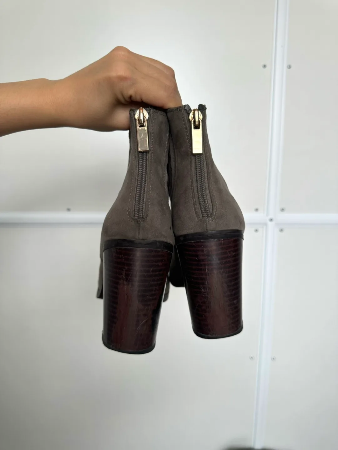 Fall Boots image indicator(3)