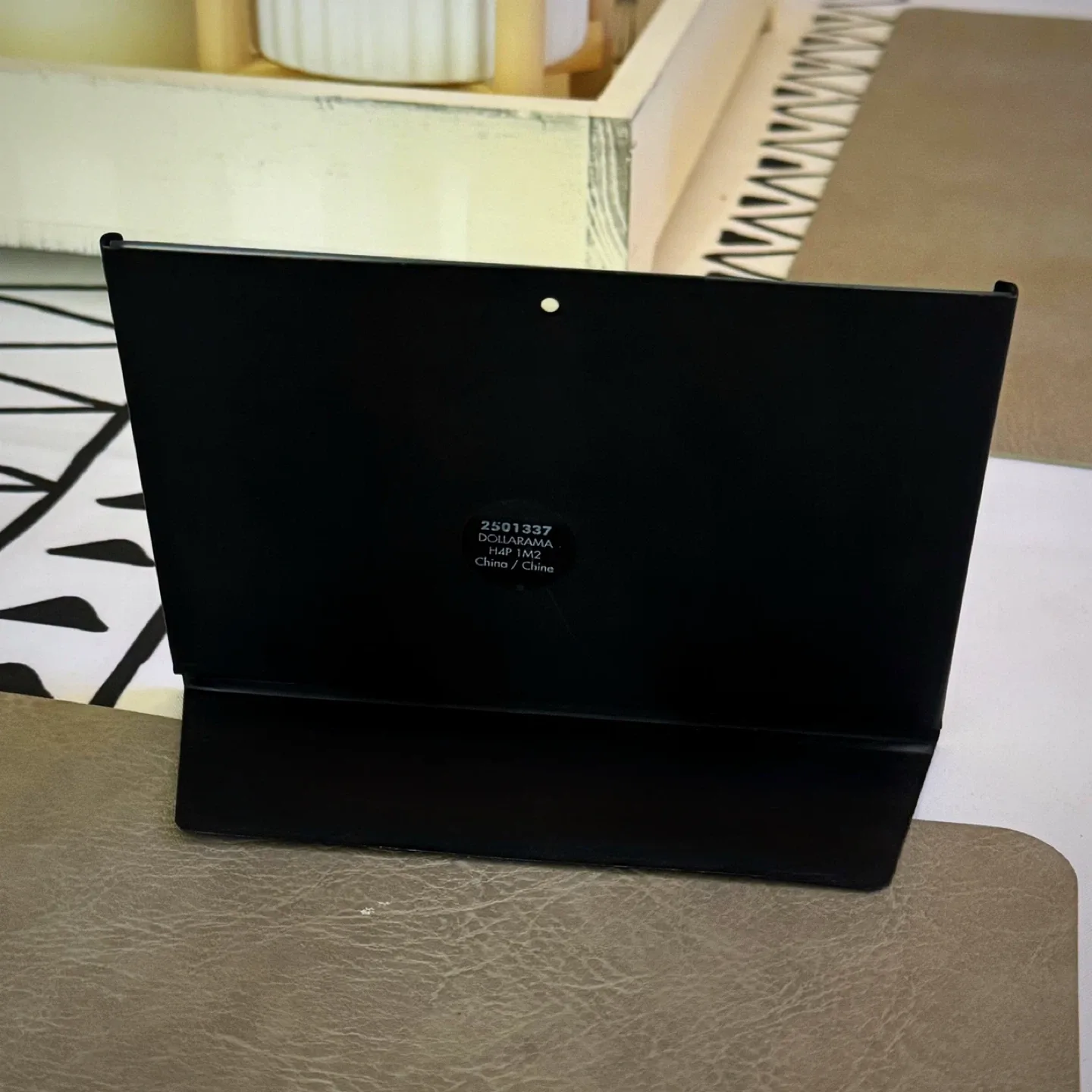 Black Tabletop Picture Frame image indicator(3)