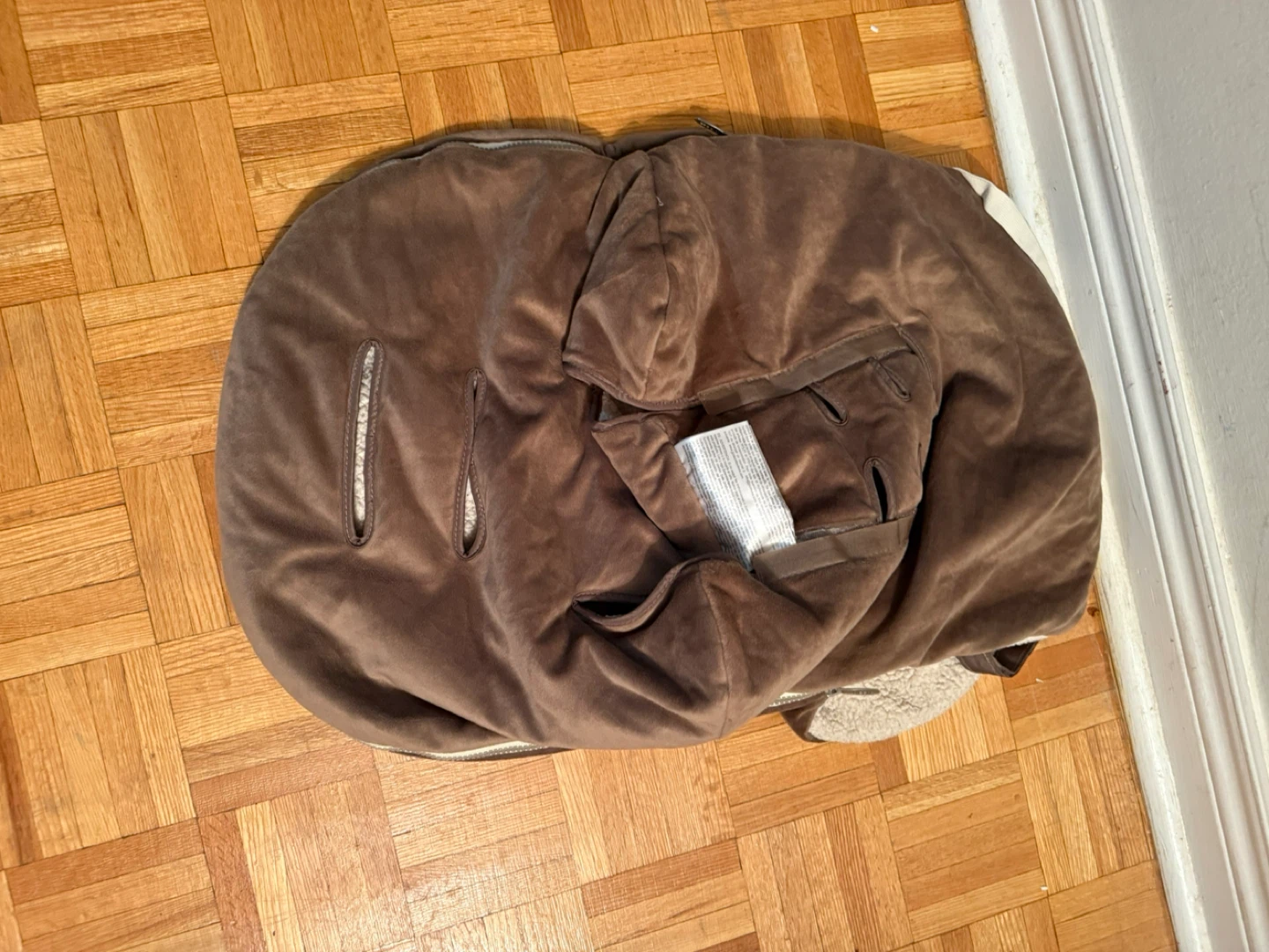 Barefoot Dreams CozyChic Infant Snuggler Brown/Cream - photo 4