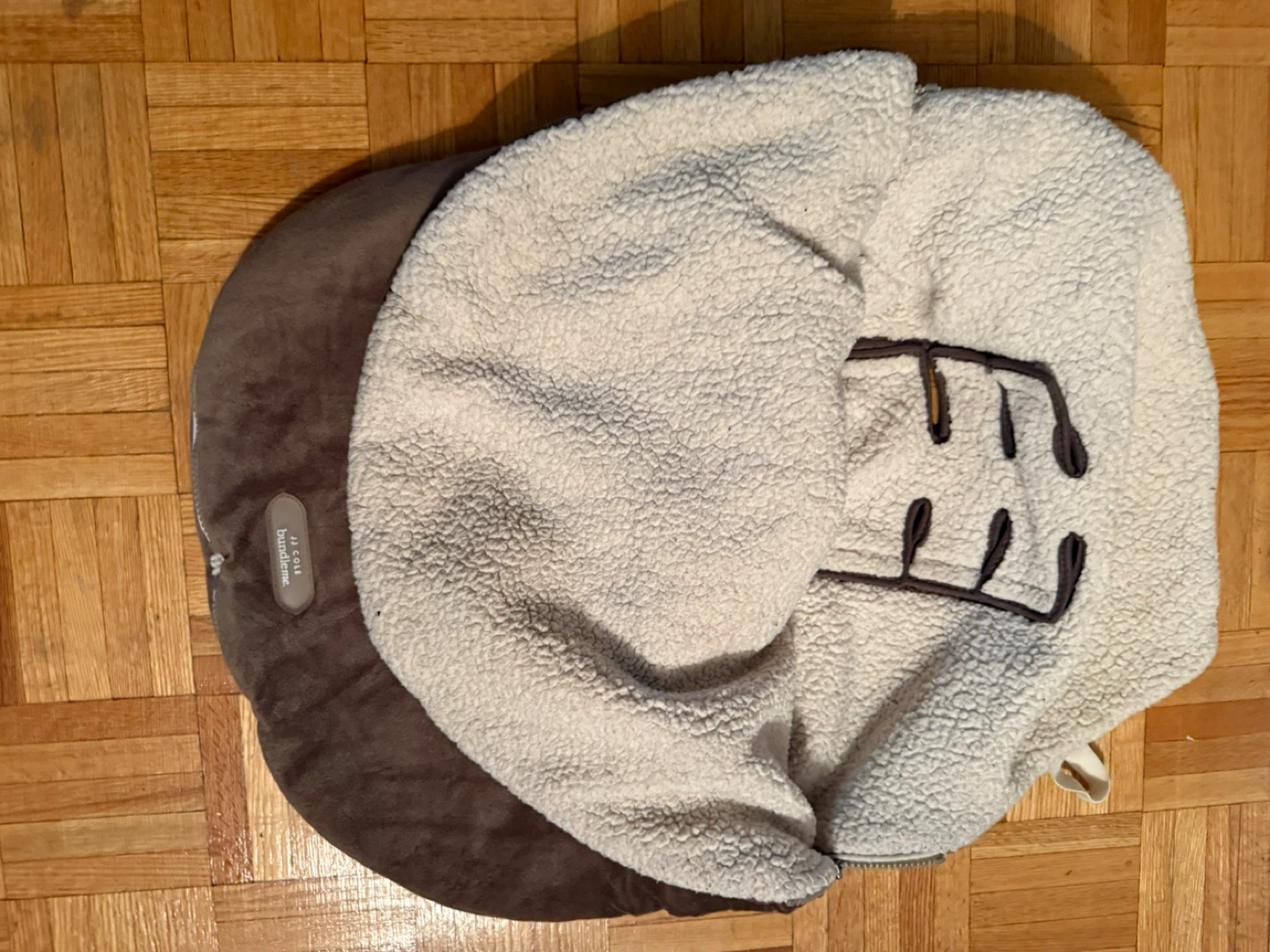 Barefoot Dreams CozyChic Infant Snuggler Brown/Cream - photo 2