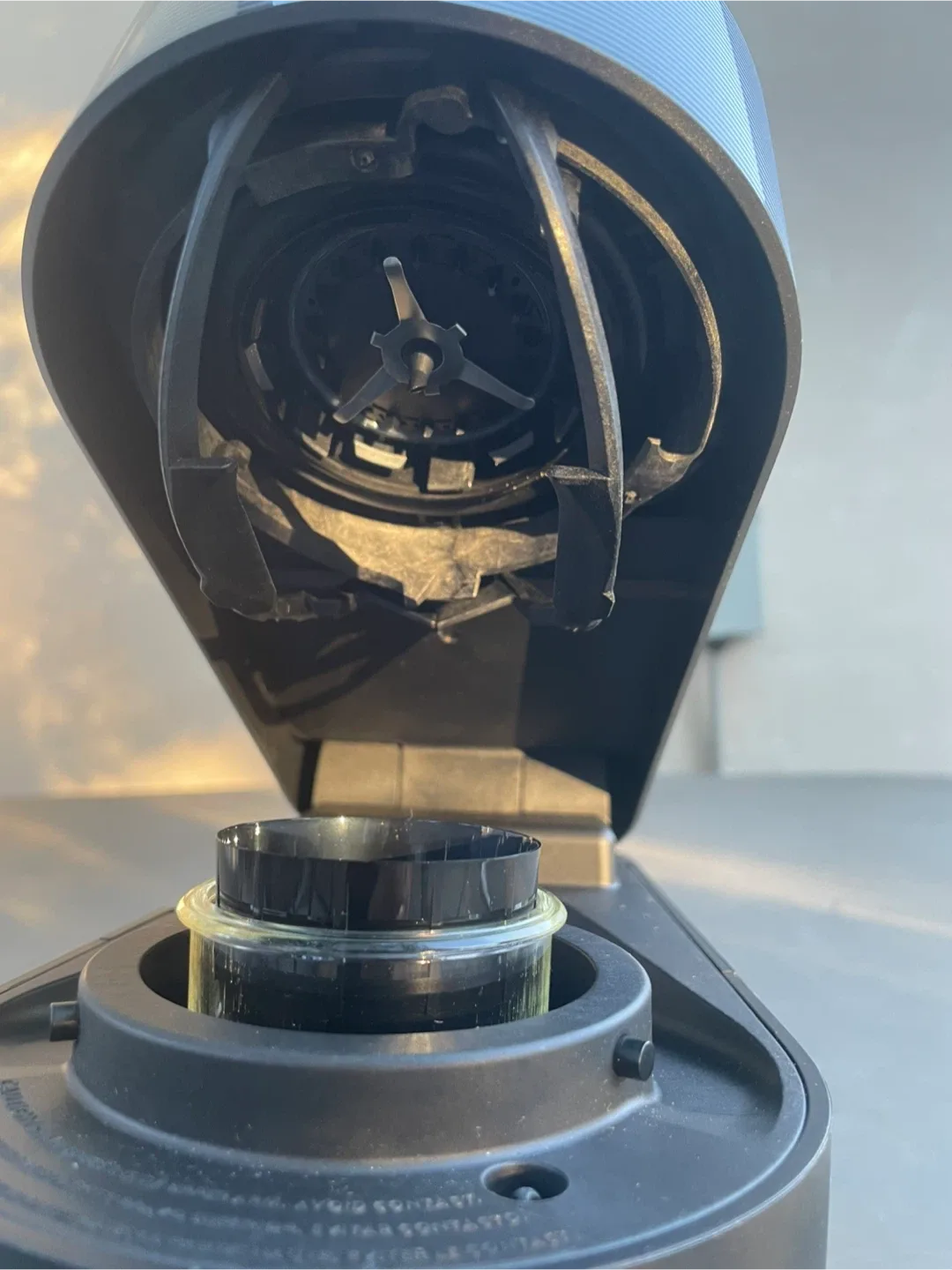 Nespresso Vertuo Next Coffee Machine by DeLonghi image indicator(6)