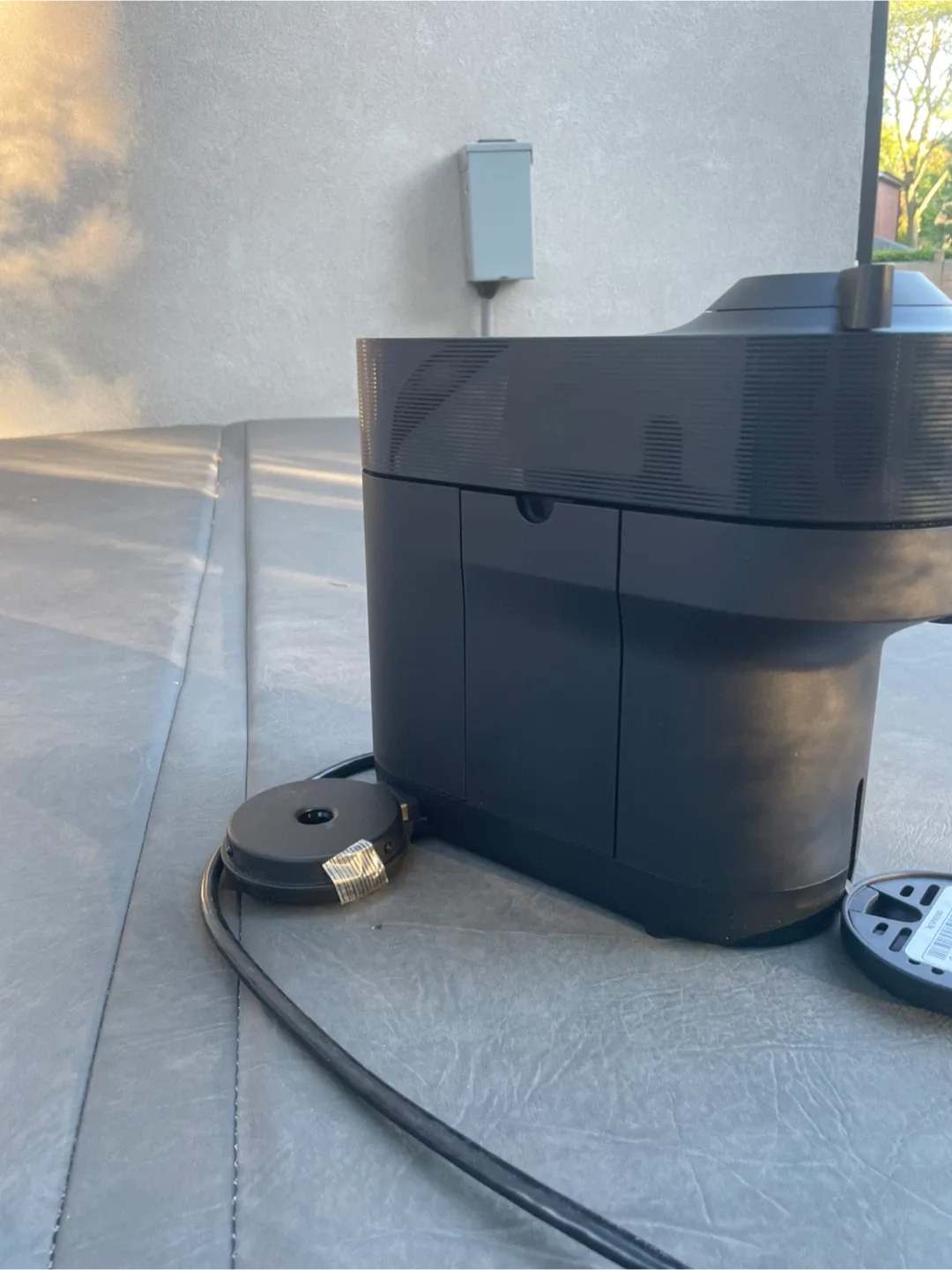 Nespresso Vertuo Next Coffee Machine by DeLonghi image indicator(2)