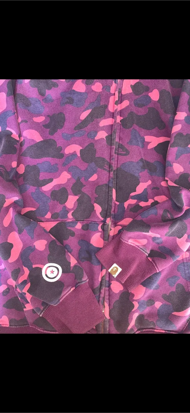 BAPE Purple Camo Shark Hoodie image indicator(3)