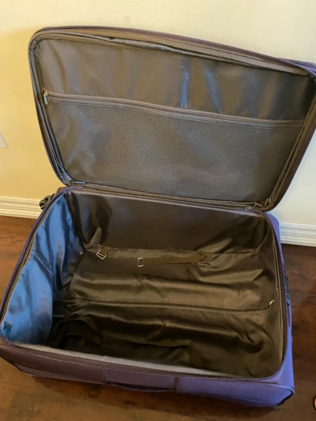 Large SENTENG Purple Suitcase image indicator(2)