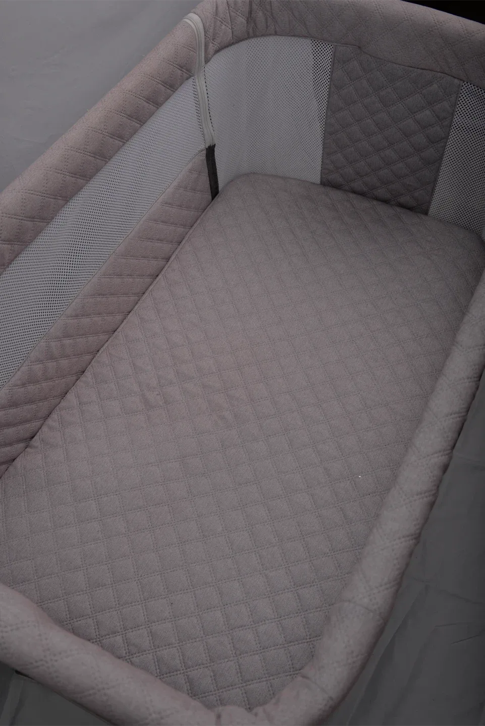 3-in-1 Baby Bassinet image indicator(6)