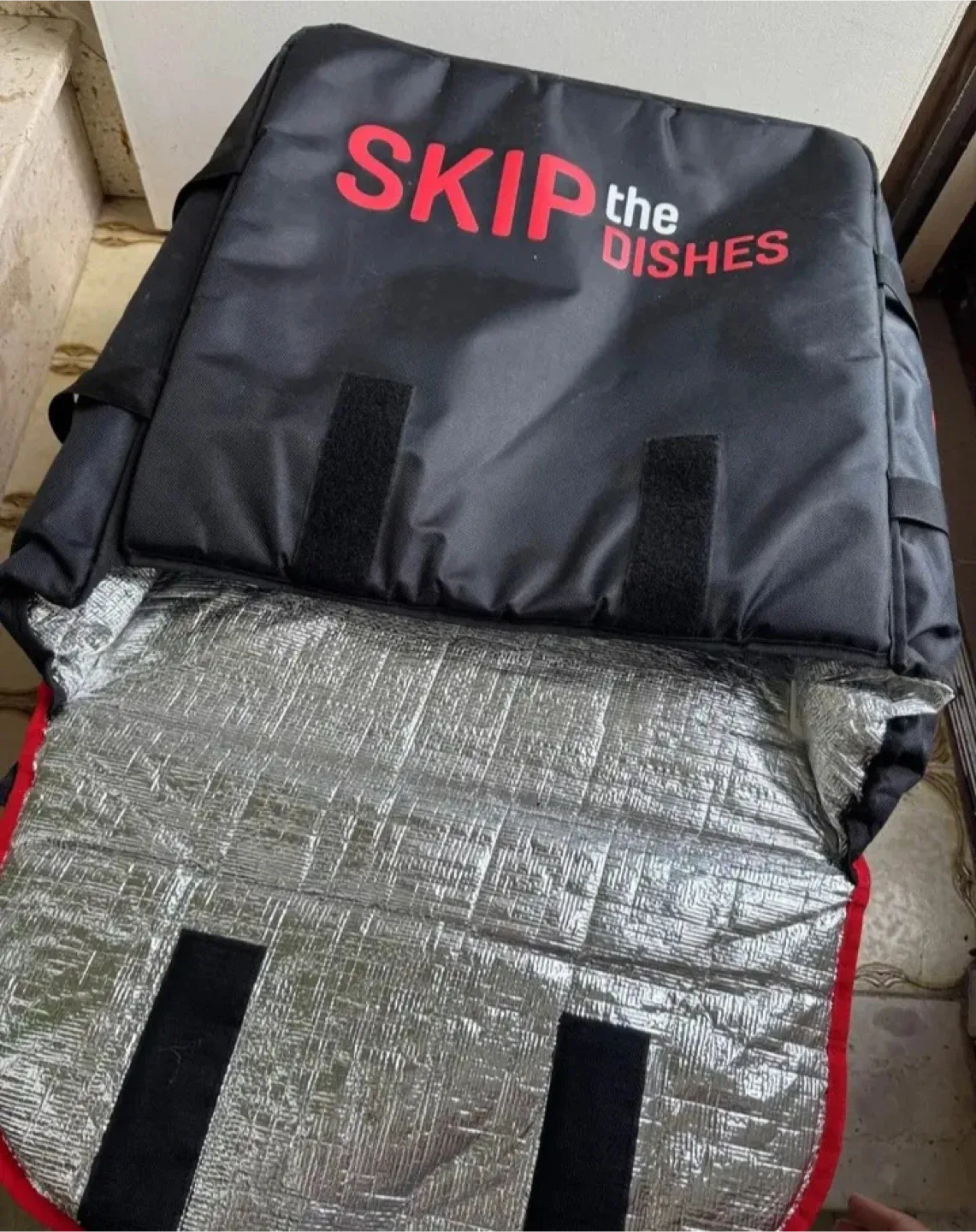 Skip The Dishes Delivery Bag image indicator(2)
