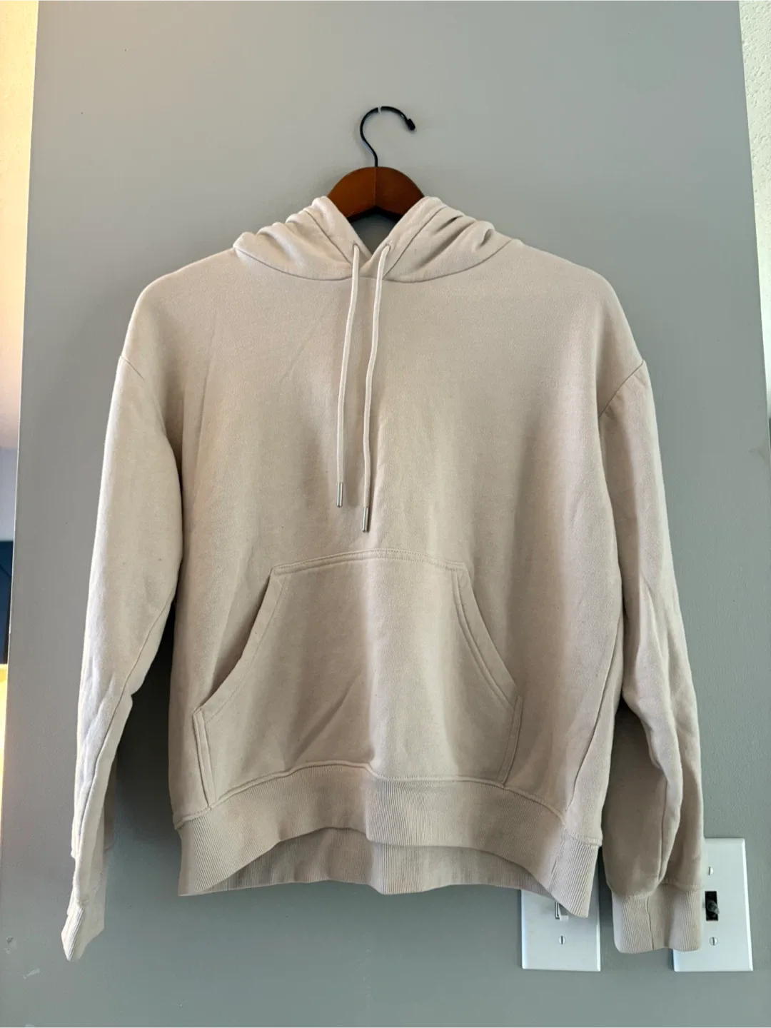 H&M Beige Hoodie - Size XS thumbnail