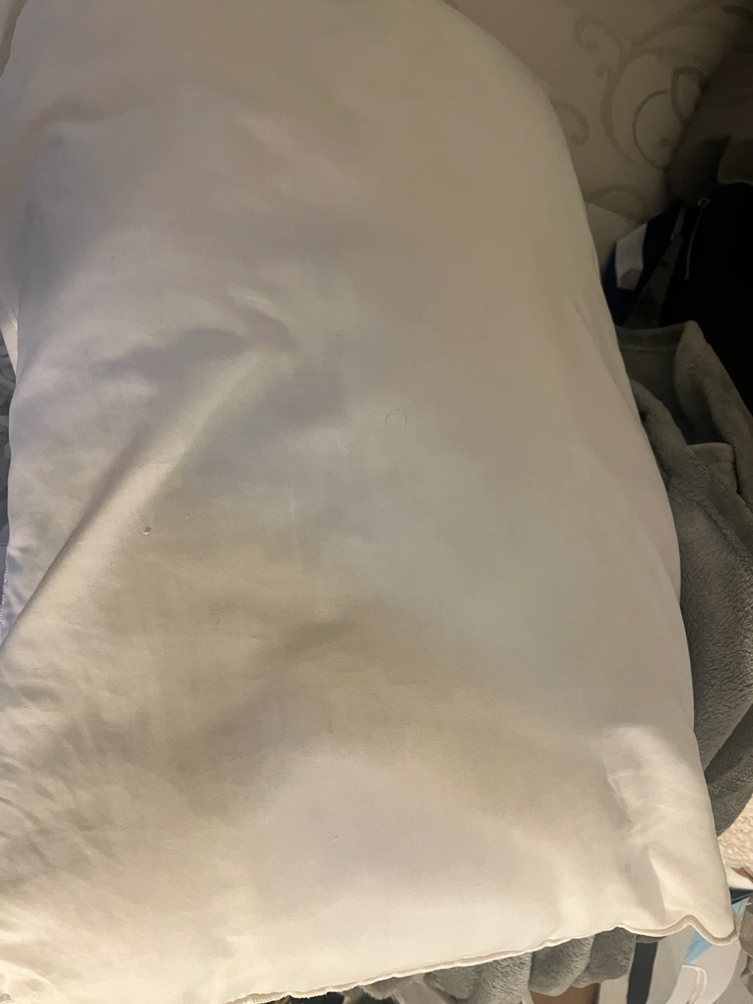 White Pillow take all 4 - photo 2