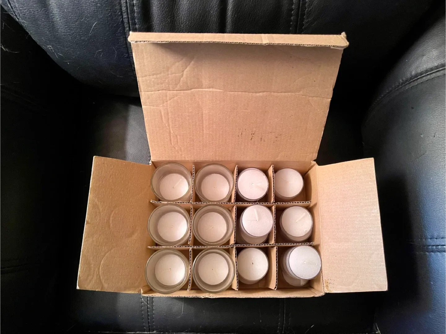 Yummi Tea Lights in Glass Holders image indicator(2)