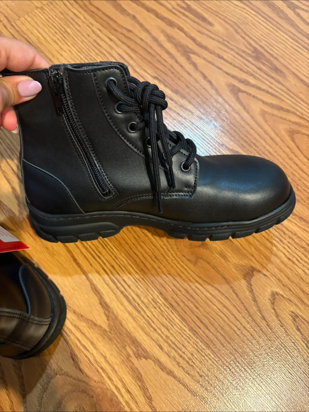 Black Safety Boots also winter shoes - US 7 image indicator(4)