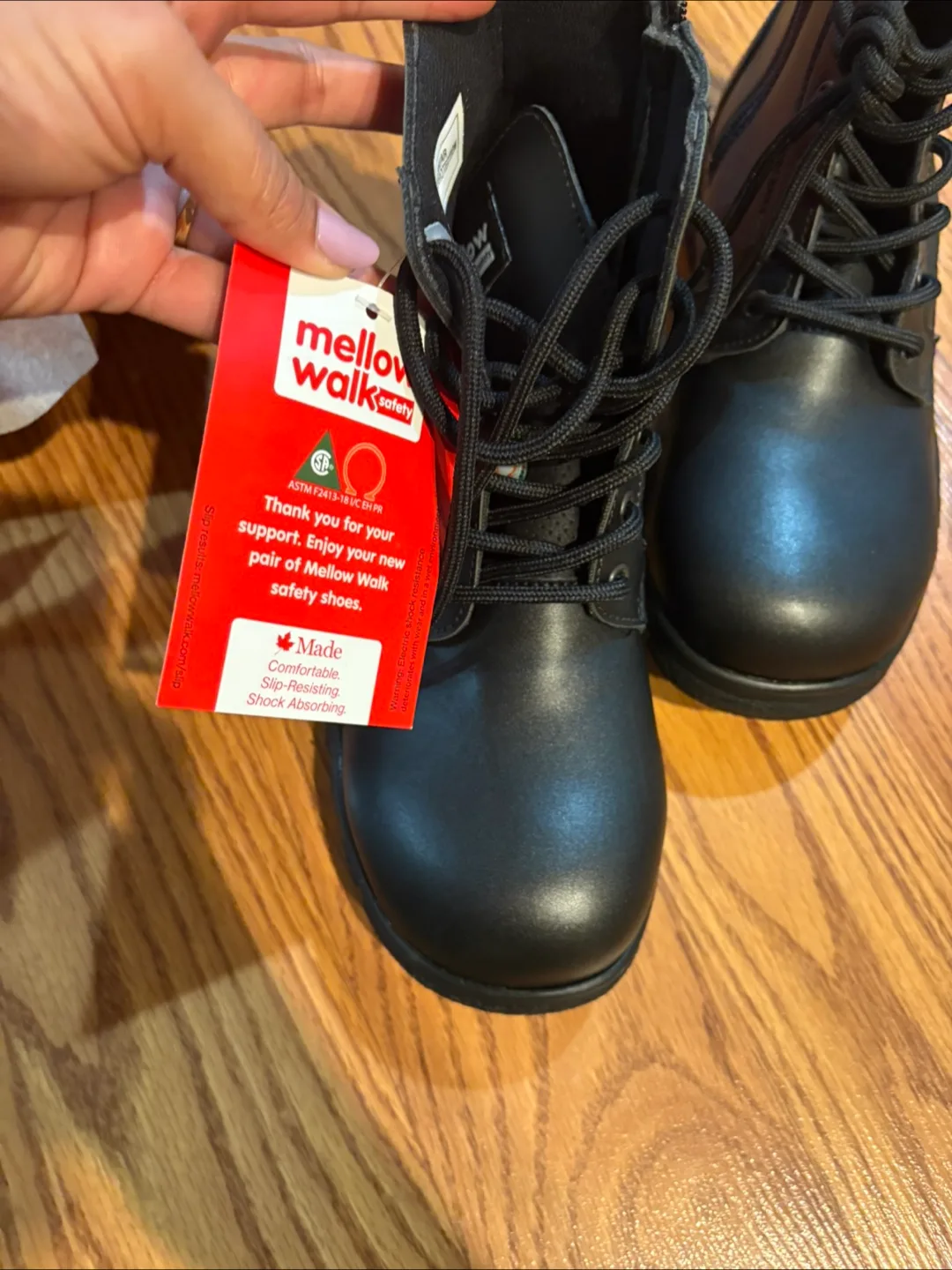 Black Safety Boots also winter shoes - US 7 image indicator(2)