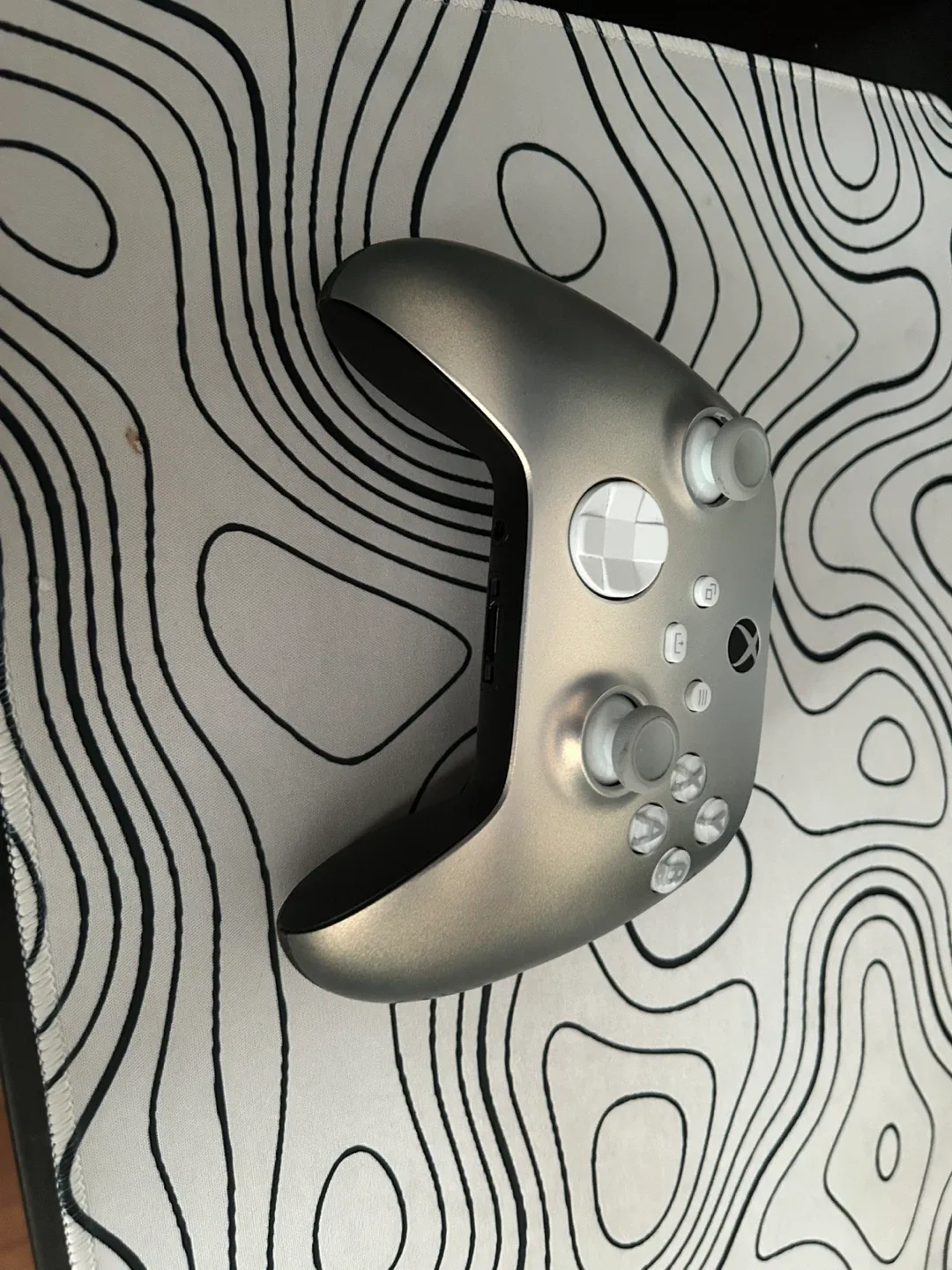 Xbox Series S Console and Controllers - Excellent Condition image indicator(4)