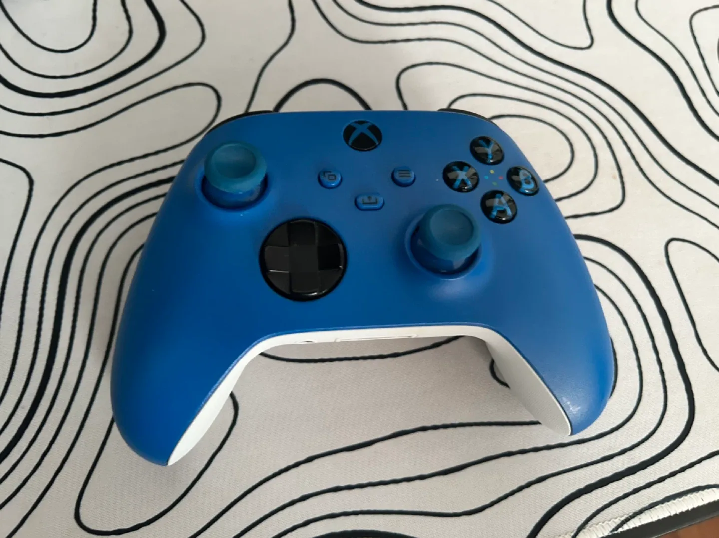 Xbox Series S Console and Controllers - Excellent Condition image indicator(5)