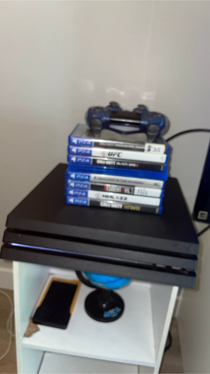 NEW PS4 pro 1TB /8games/ controller/headset - photo 5