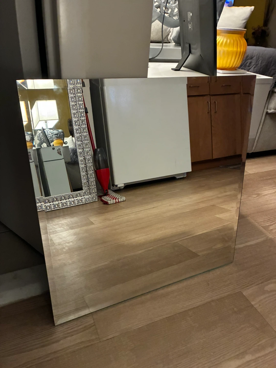 Frameless Mirror
