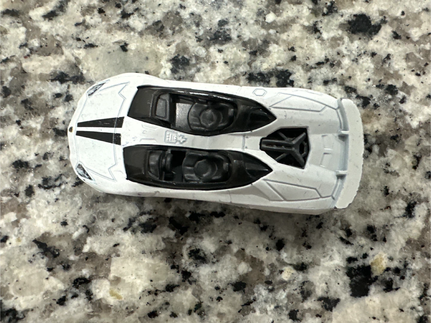 Lamborghini Aventador J - photo 3