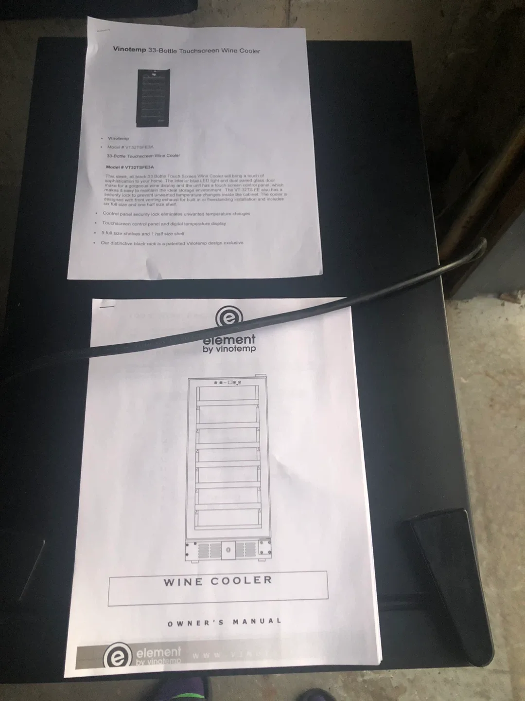 Wine Enthusiast Silent 18-Bottle Wine Refrigerator image indicator(6)