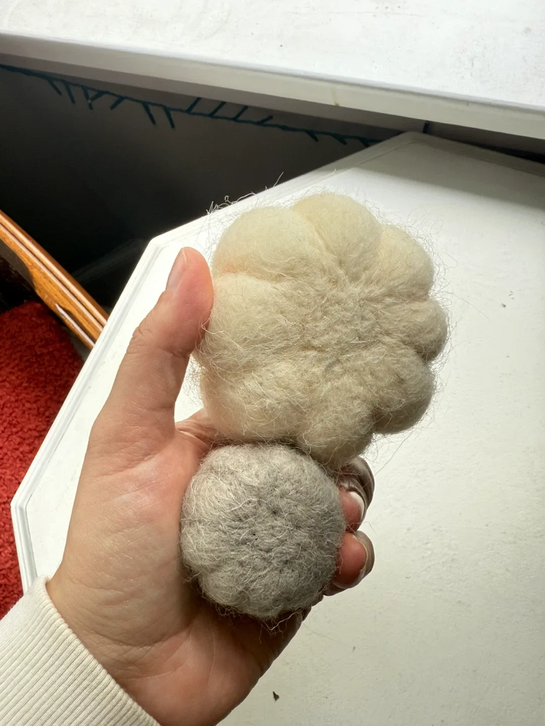 Pair of felted pumpkins - neutral decor image indicator(4)