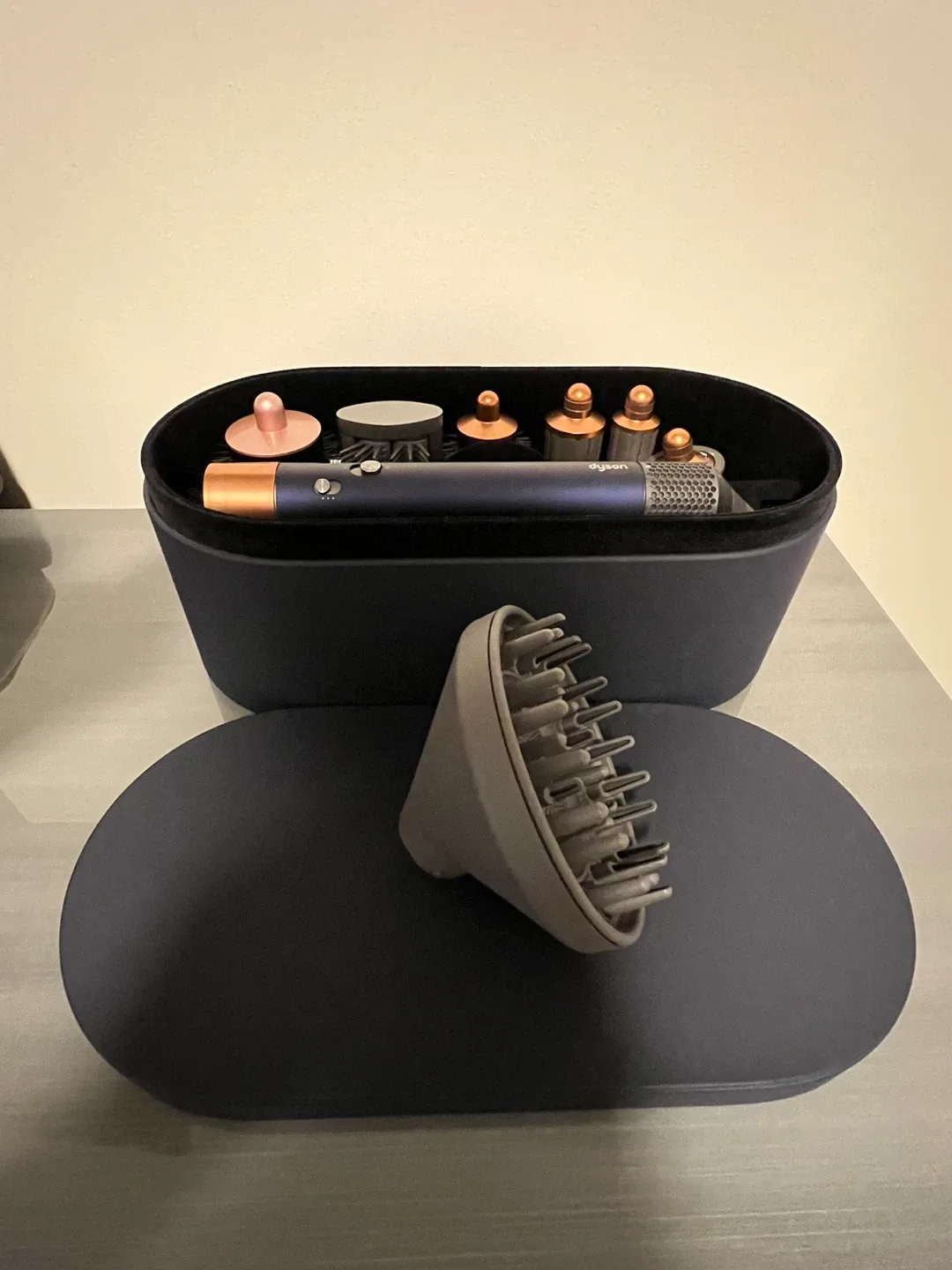 Dyson Airwrap complete (coarse hair) – with extra attachments thumbnail