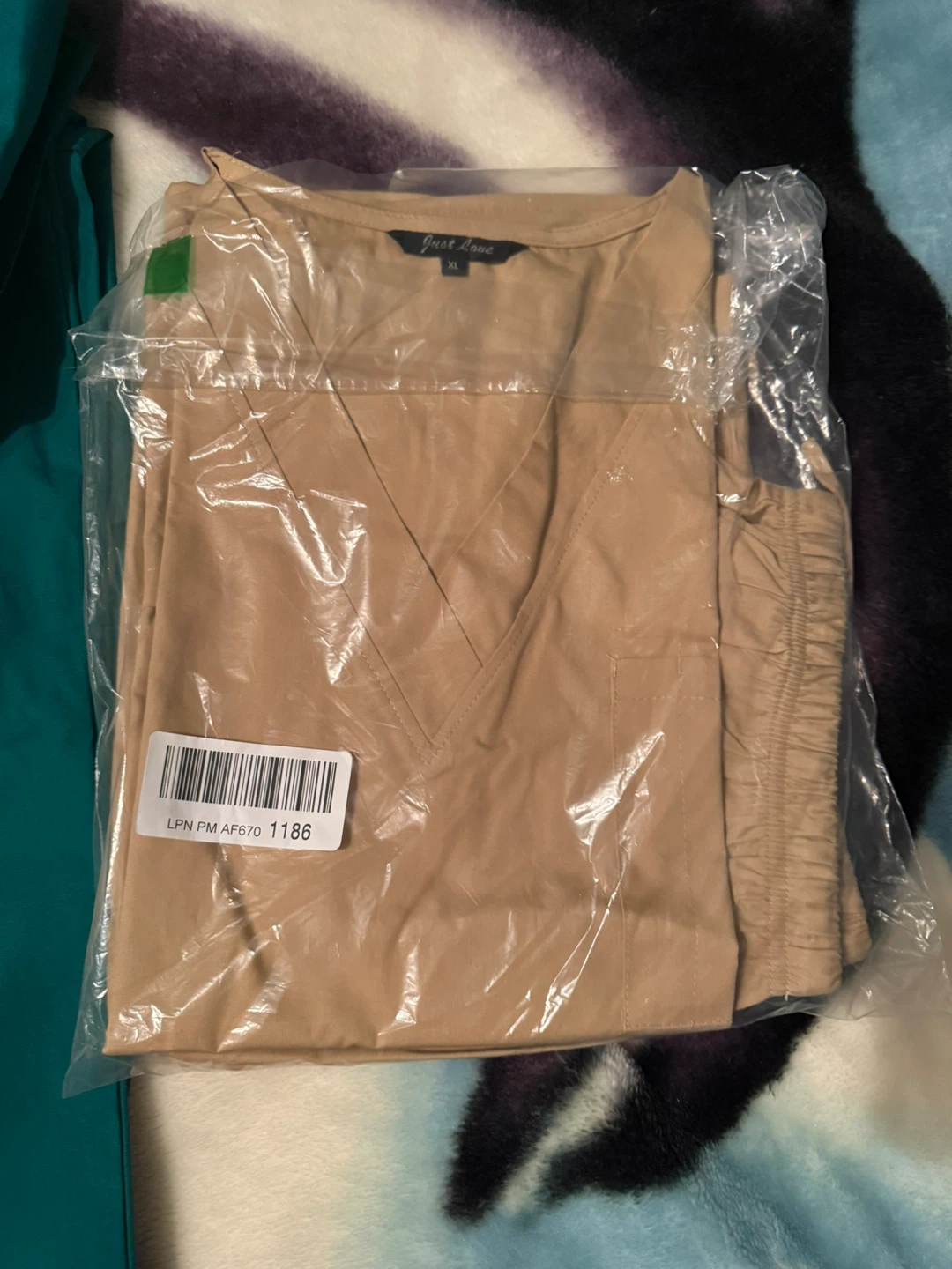 Sivvan Green Scrub Set - XL - photo 3