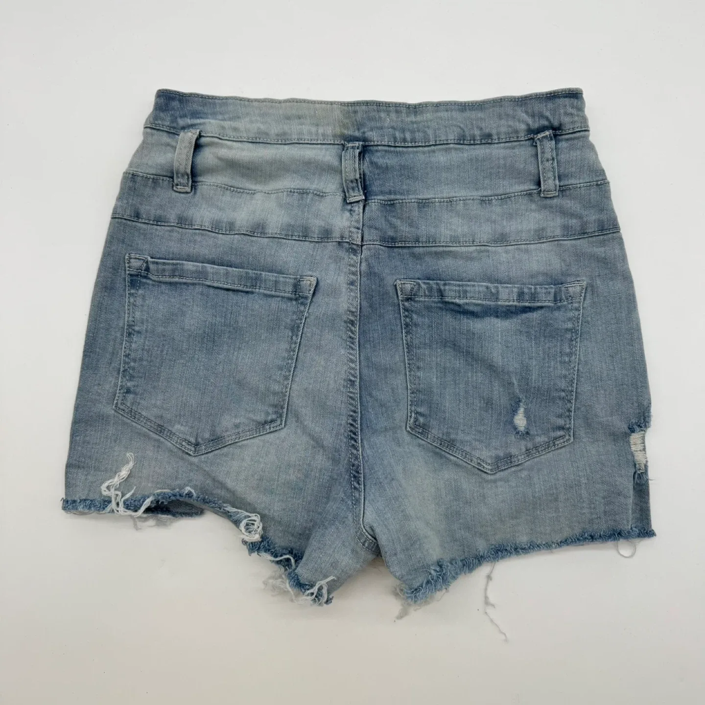 U2B Urban Basics Women's Distressed DenimShorts Size 7 image indicator(2)