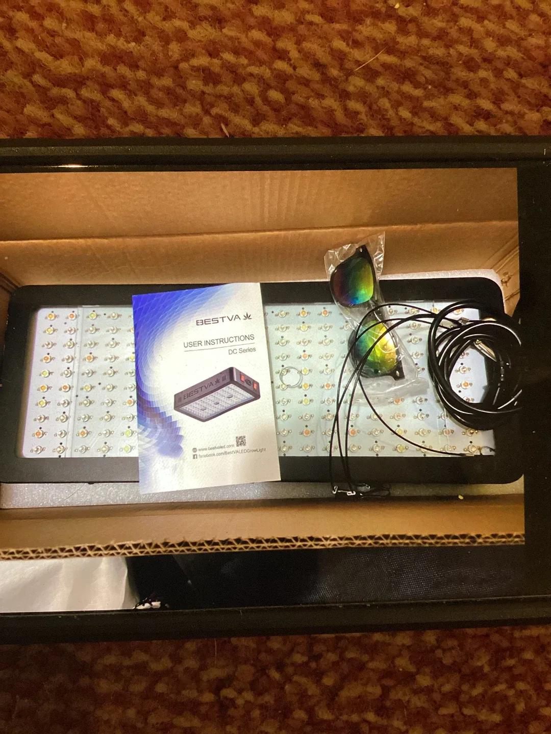 Indoor Growing Equipment: Dehumidifier, LED Light, Tent, Fan image indicator(4)