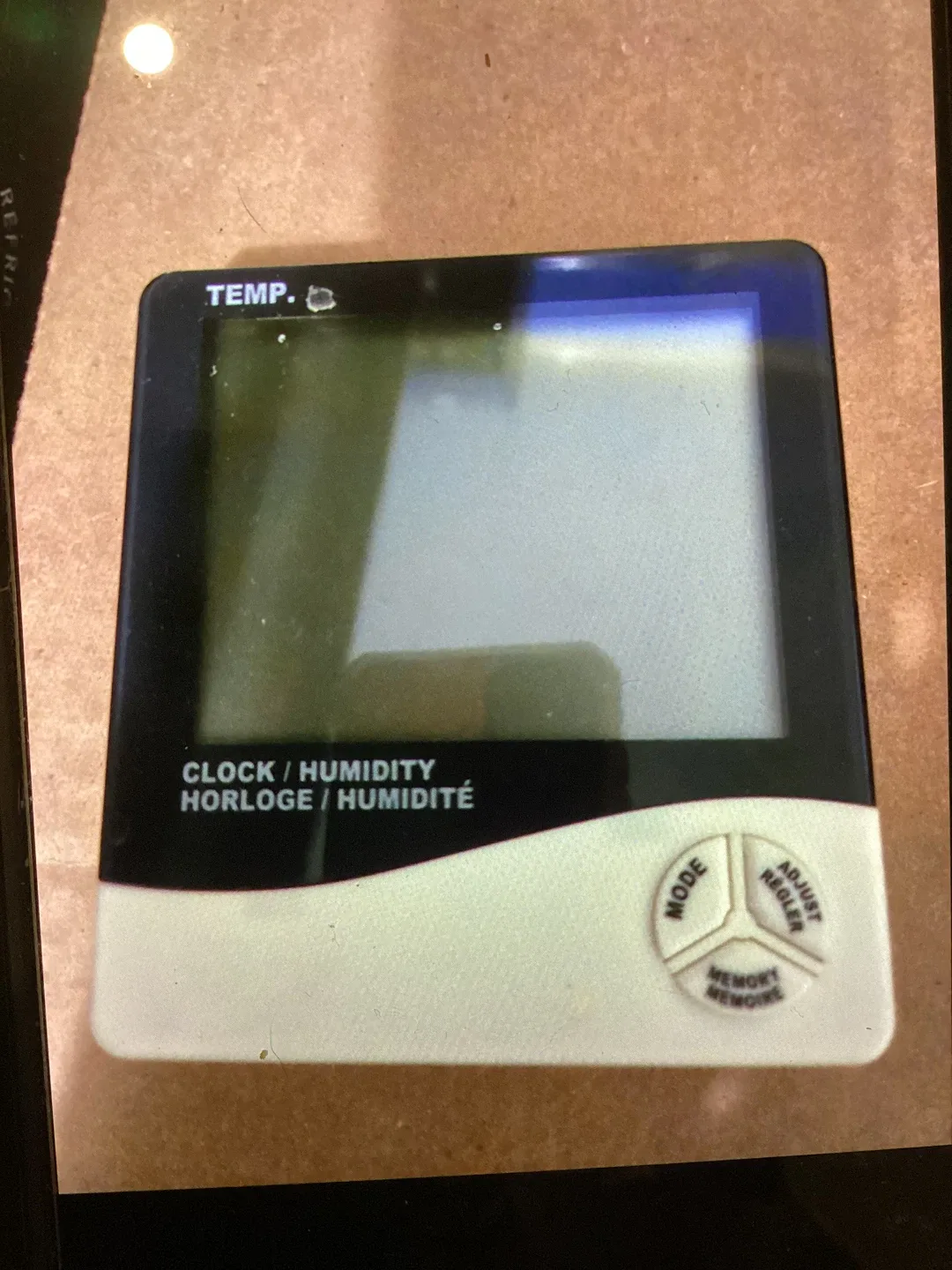 Indoor Growing Equipment: Dehumidifier, LED Light, Tent, Fan image indicator(8)