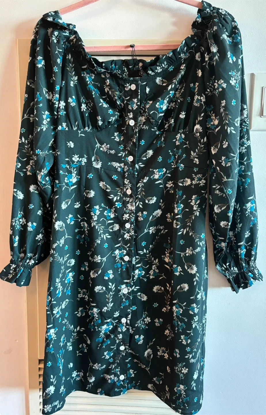 Floral Button Up Emerald Green Dress Size 4 thumbnail