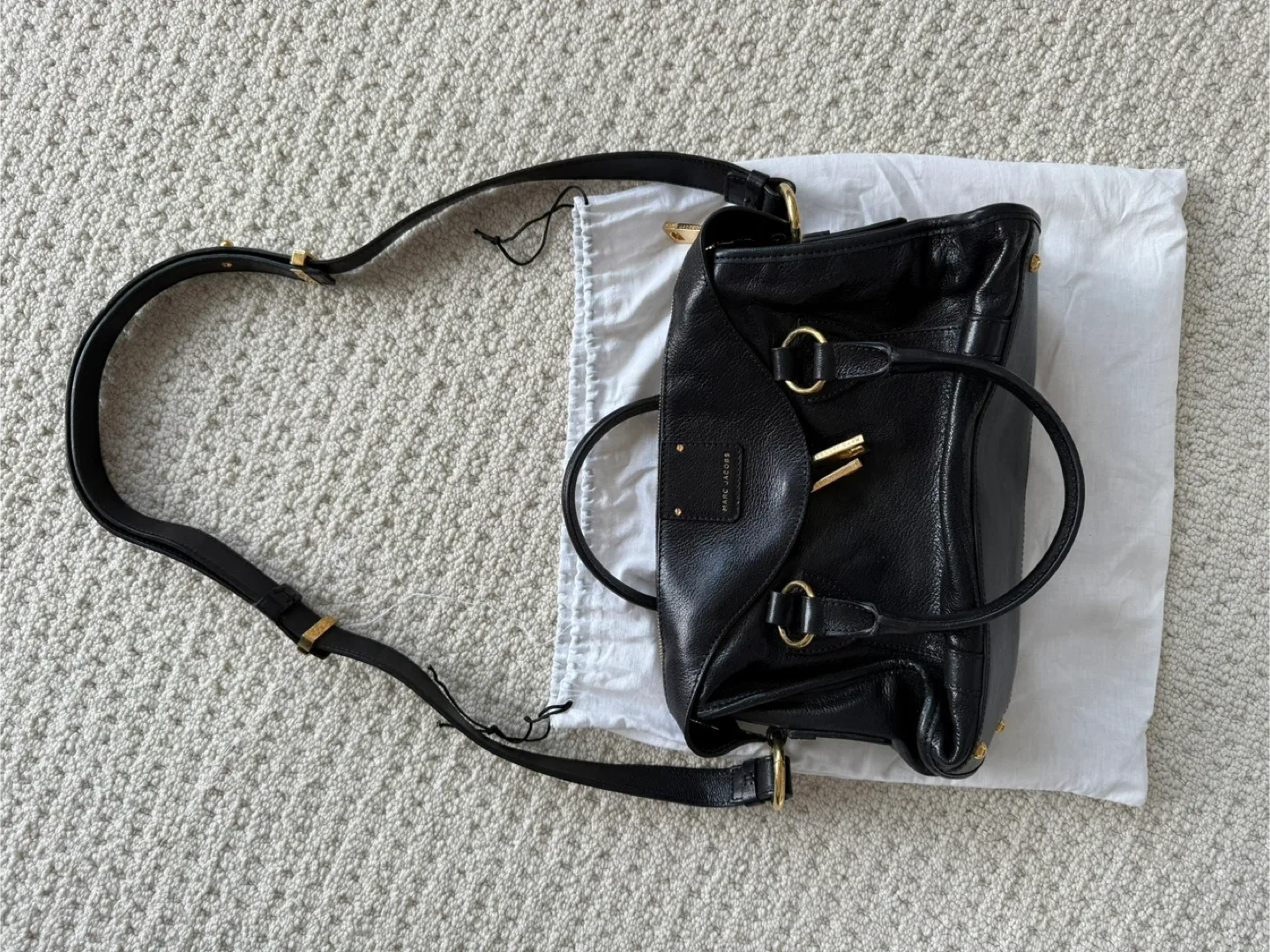 Marc Jacobs Wellington Fulton Bag (Black) image indicator(2)