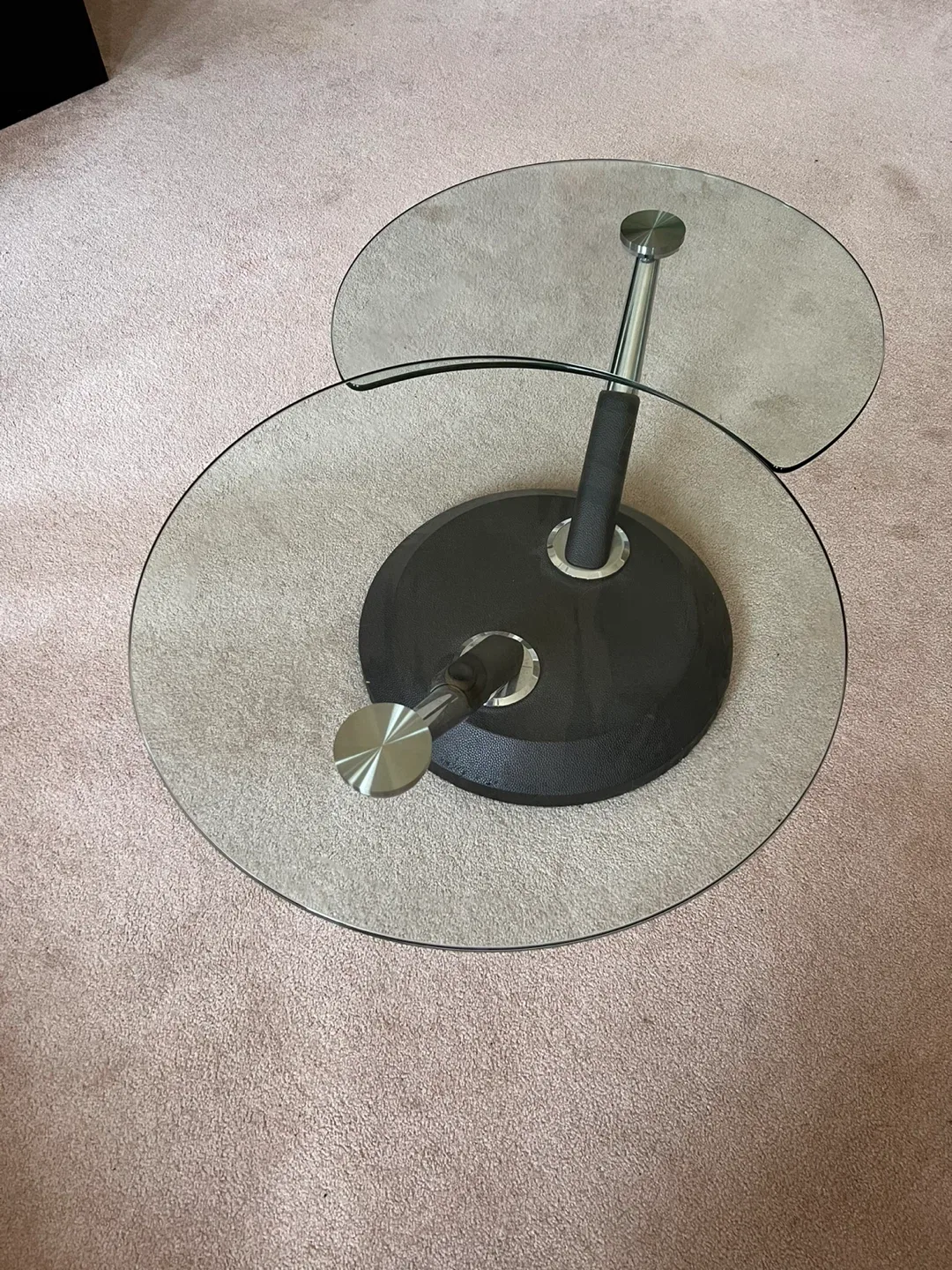 Round Glass Top Side Table image indicator(2)
