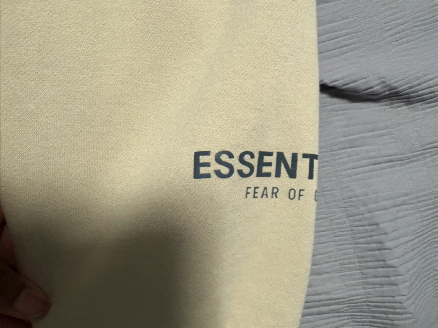 Essentials Fear of God Hoodie - Size M image indicator(3)