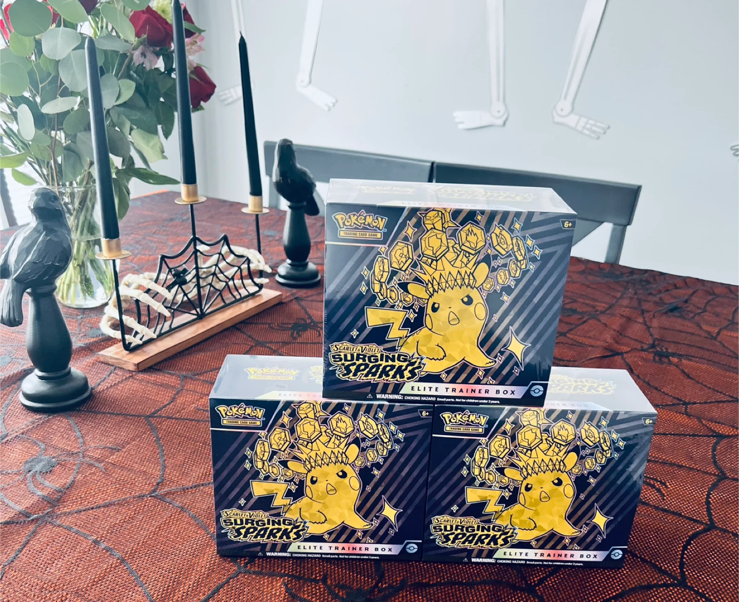 New Scarlet & Violet Surging Sparks Elite Trainer Box - photo 3