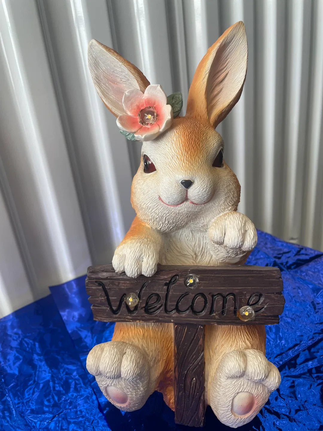 Cute Bunny with Flowers Figurine image indicator(6)